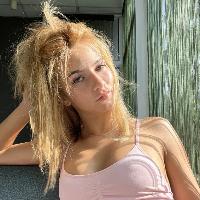 nadine18
