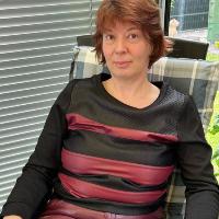Frau48