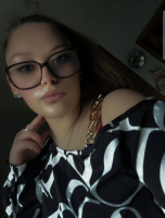 Adriana_24
